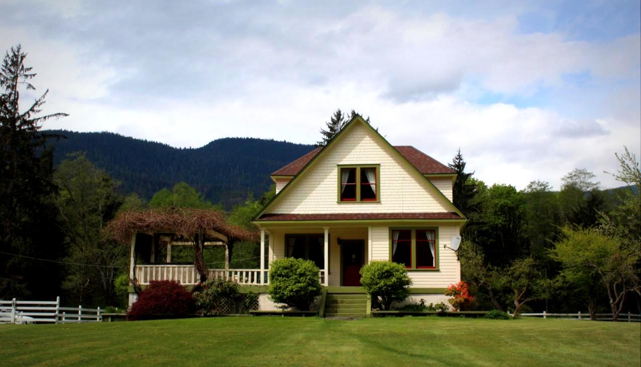 Property caretaker/ campground manager, North Vancouver Island BC